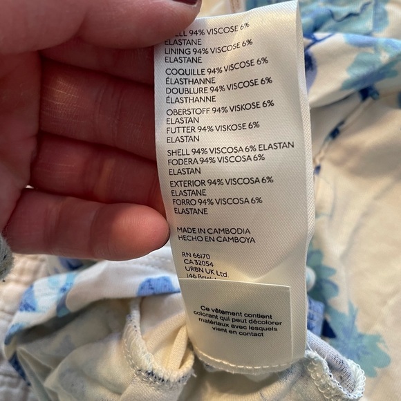 Free People | Women’s Ginger Snap Top Floral Blue & White Cross Back Size Large - Picture 6 of 7